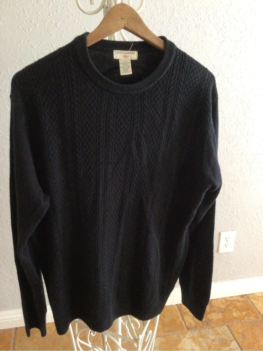 Dockers Men's Black Acrylic Crewneck Sweater-Size Large